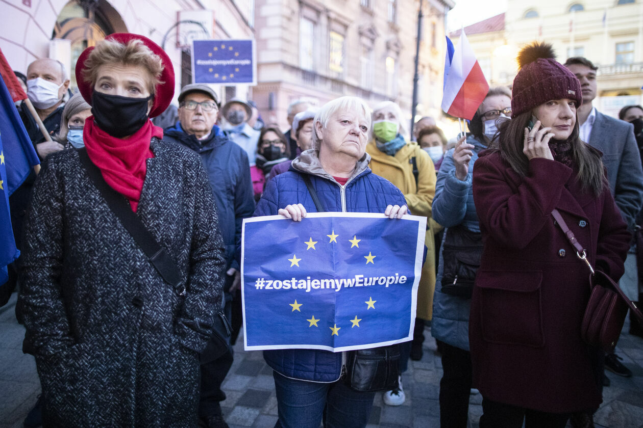  Zostajemy w Europie. Manifestacja w Lublinie (zdjęcie 8) - Autor: Jacek Szydłowski