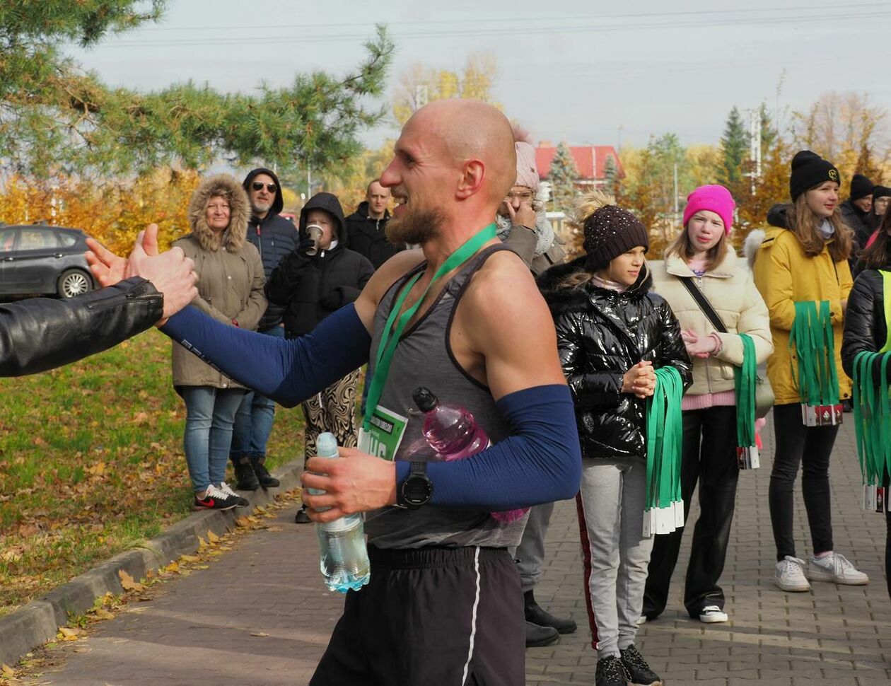  Półmaraton Lubelski -  500 biegaczy na dystansie 21,0975 km (zdjęcie 15) - Autor: Maciej Kaczanowski