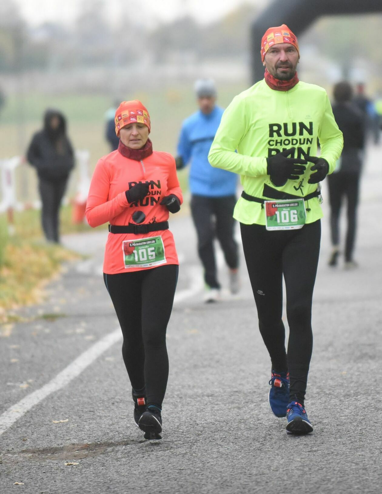  Półmaraton Lubelski -  500 biegaczy na dystansie 21,0975 km (zdjęcie 33) - Autor: Maciej Kaczanowski