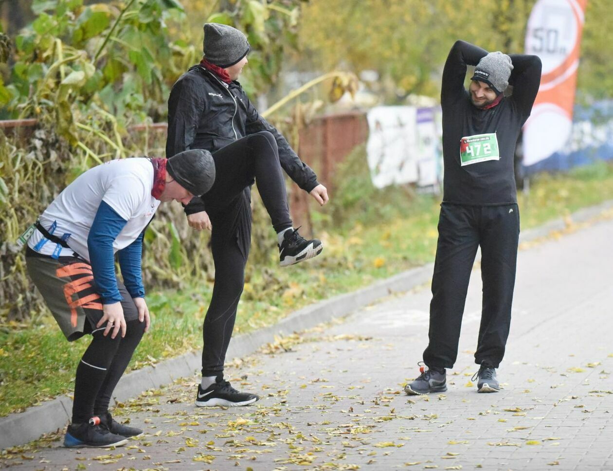  Półmaraton Lubelski -  500 biegaczy na dystansie 21,0975 km (zdjęcie 24) - Autor: Maciej Kaczanowski