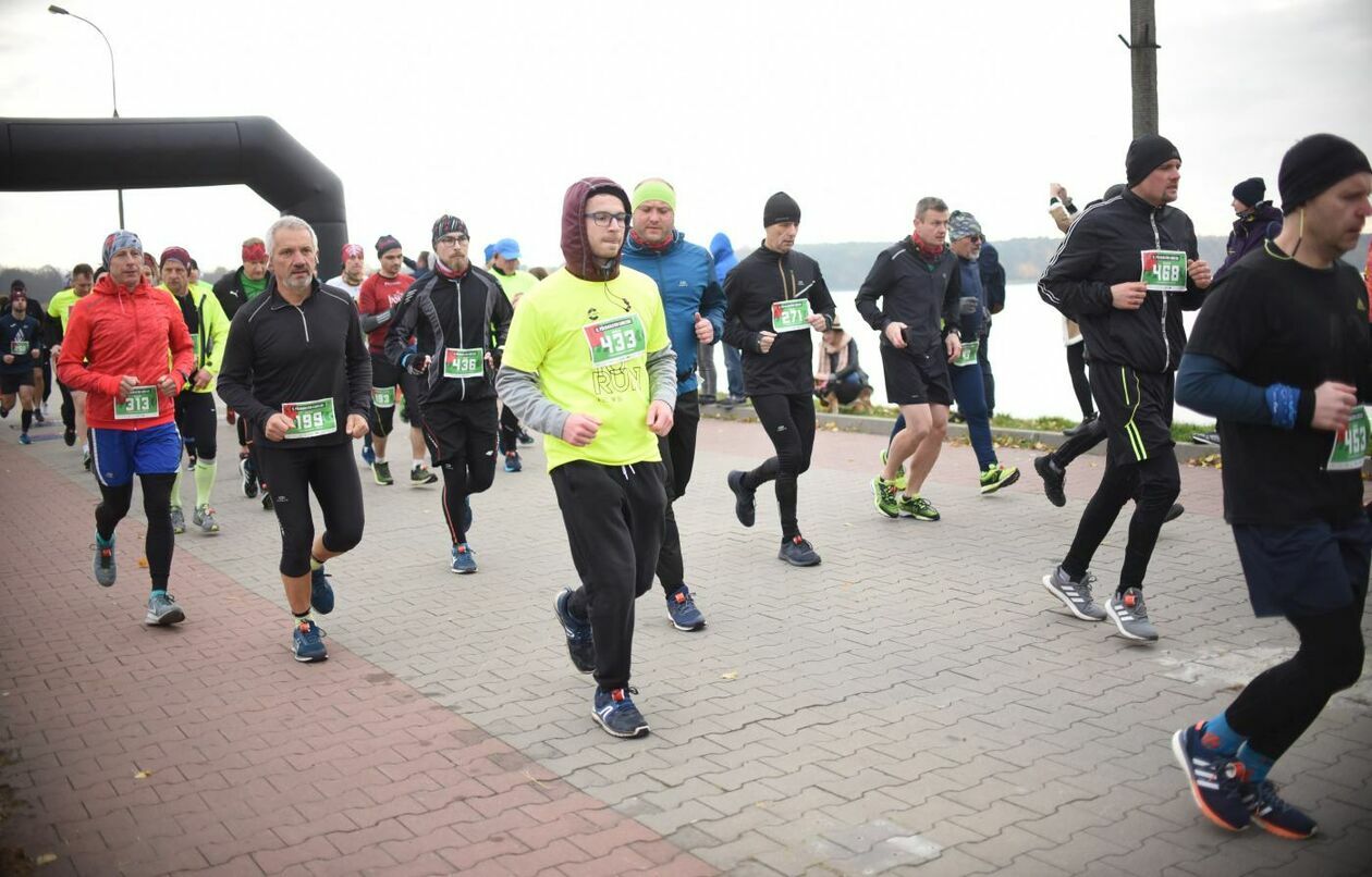  Półmaraton Lubelski -  500 biegaczy na dystansie 21,0975 km (zdjęcie 50) - Autor: Maciej Kaczanowski