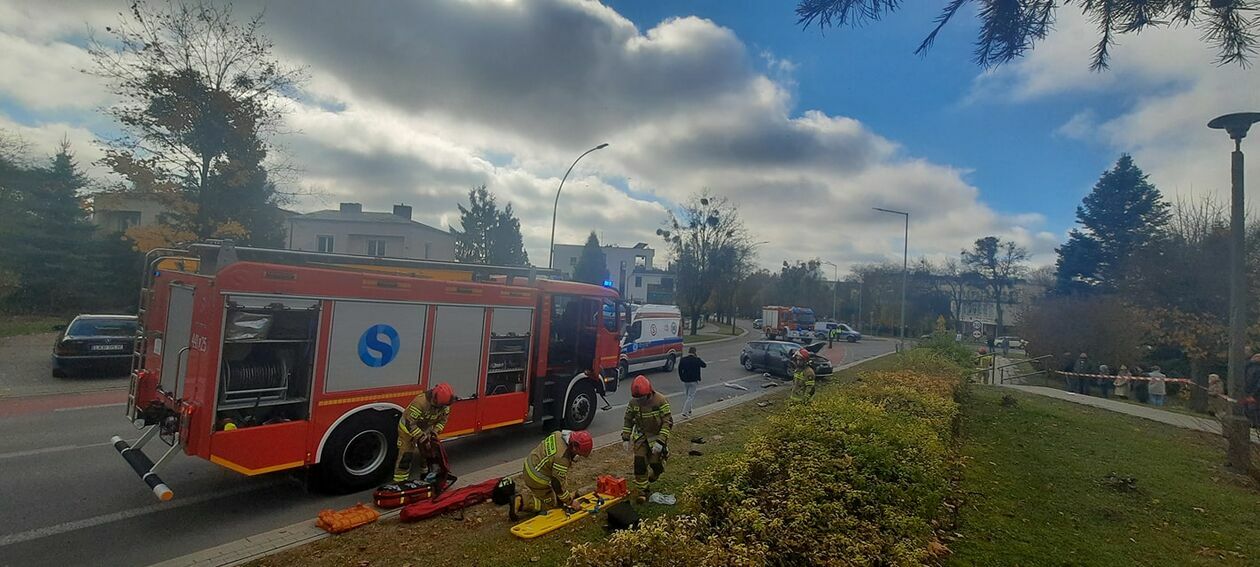  Wypadek przy ul. Lubelskiej w Kraśniku  - Autor: Miejska OSP Kraśnik