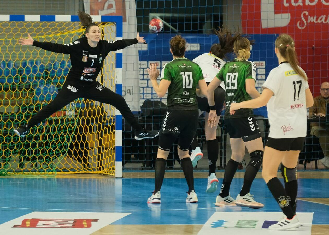  MKS FunFloor Perła Lublin vs Suzuki Korona Handball Kielce (zdjęcie 15) - Autor: Maciej Kaczanowski