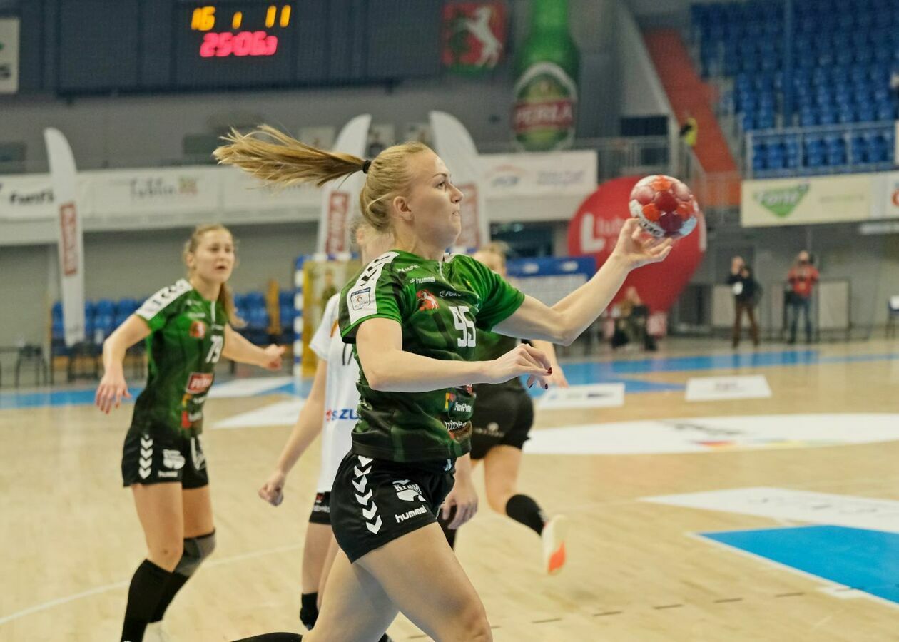  MKS FunFloor Perła Lublin vs Suzuki Korona Handball Kielce (zdjęcie 22) - Autor: Maciej Kaczanowski