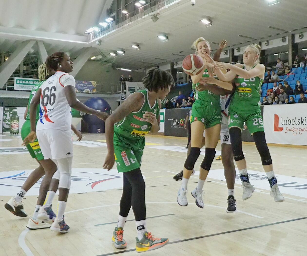  Pszczółka Polski Cukier AZS UMCS Lublin vs Katarzynki  Energa Toruń (zdjęcie 14) - Autor: Maciej Kaczanowski