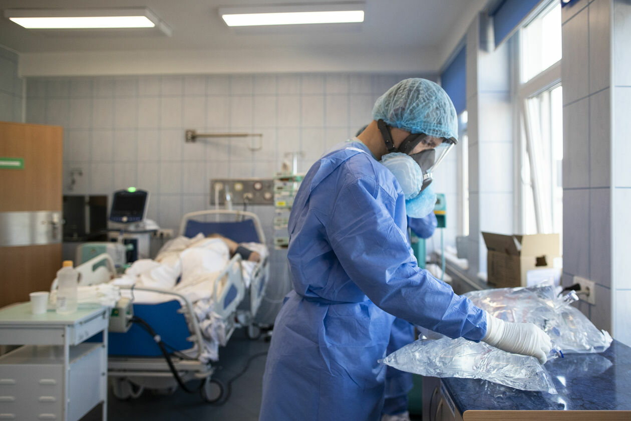  Covidowy oddział intensywnej terapii w szpitalu przy al. Kraśnickiej (zdjęcie 13) - Autor: Jacek Szydłowski