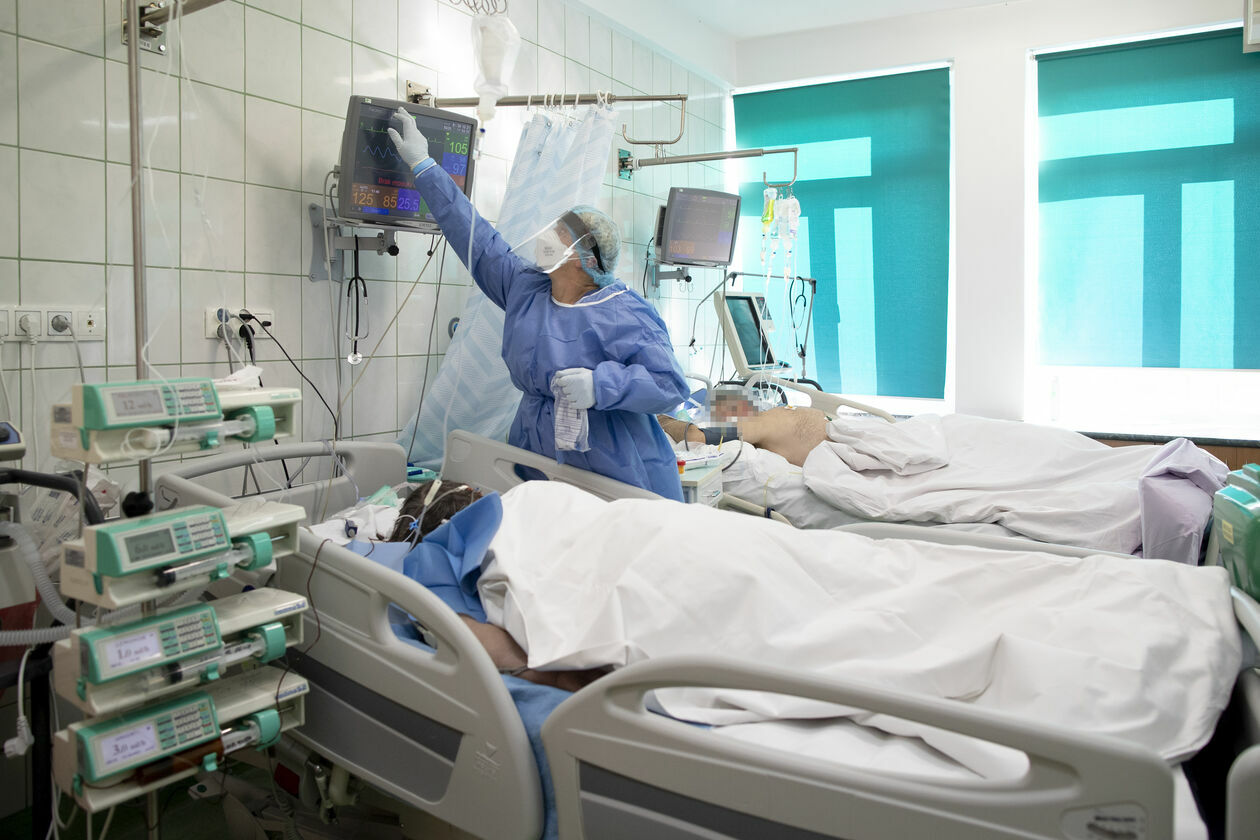  Covidowy oddział intensywnej terapii w szpitalu przy al. Kraśnickiej (zdjęcie 11) - Autor: Jacek Szydłowski