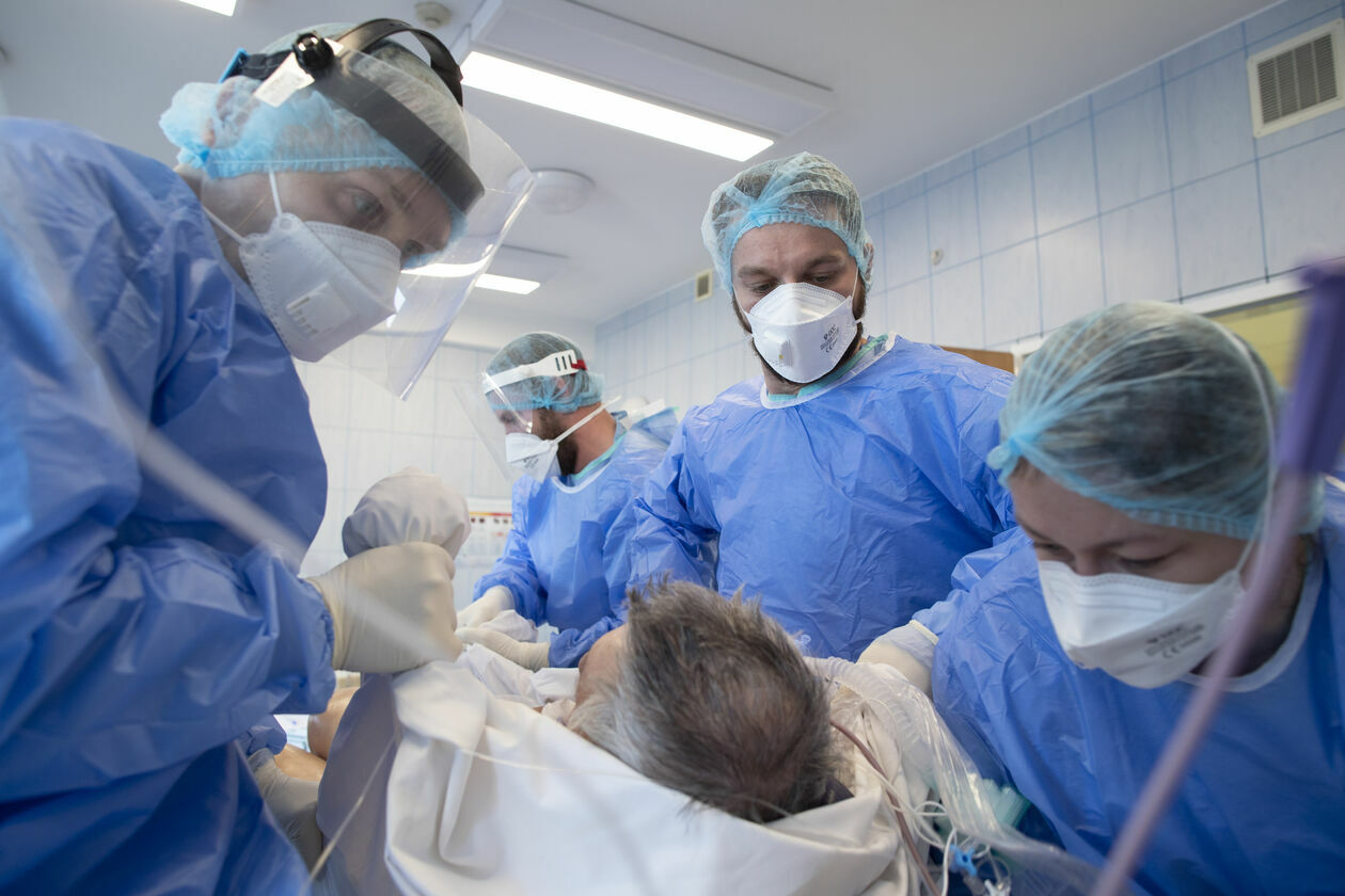  Covidowy oddział intensywnej terapii w szpitalu przy al. Kraśnickiej (zdjęcie 15) - Autor: Jacek Szydłowski
