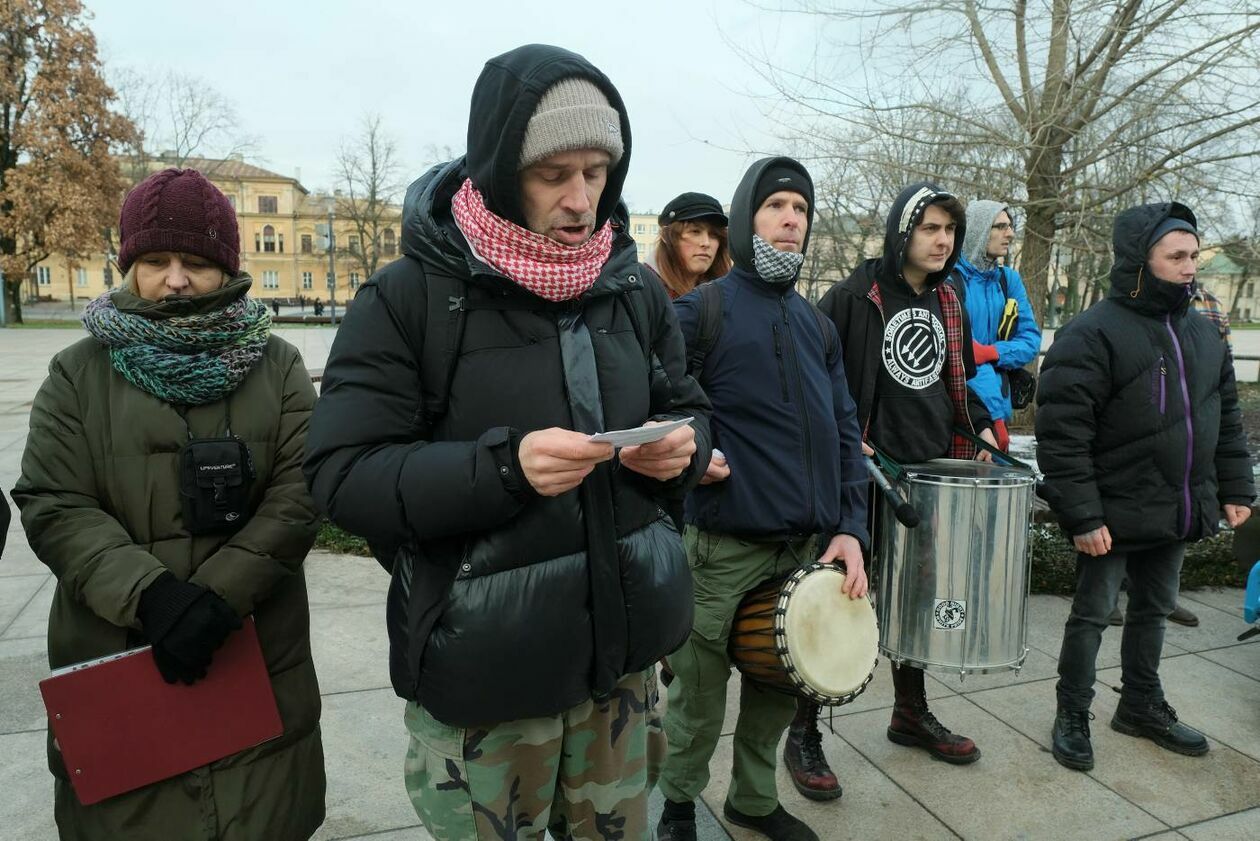  Protest przeciwko myśliwym  - Autor: Maciej Kaczanowski