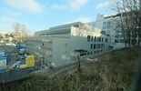 Prace wykończeniowe w nowym budynku szpitala SPSK 1 i panorama miasta z lądowiska (zdjęcie 2)