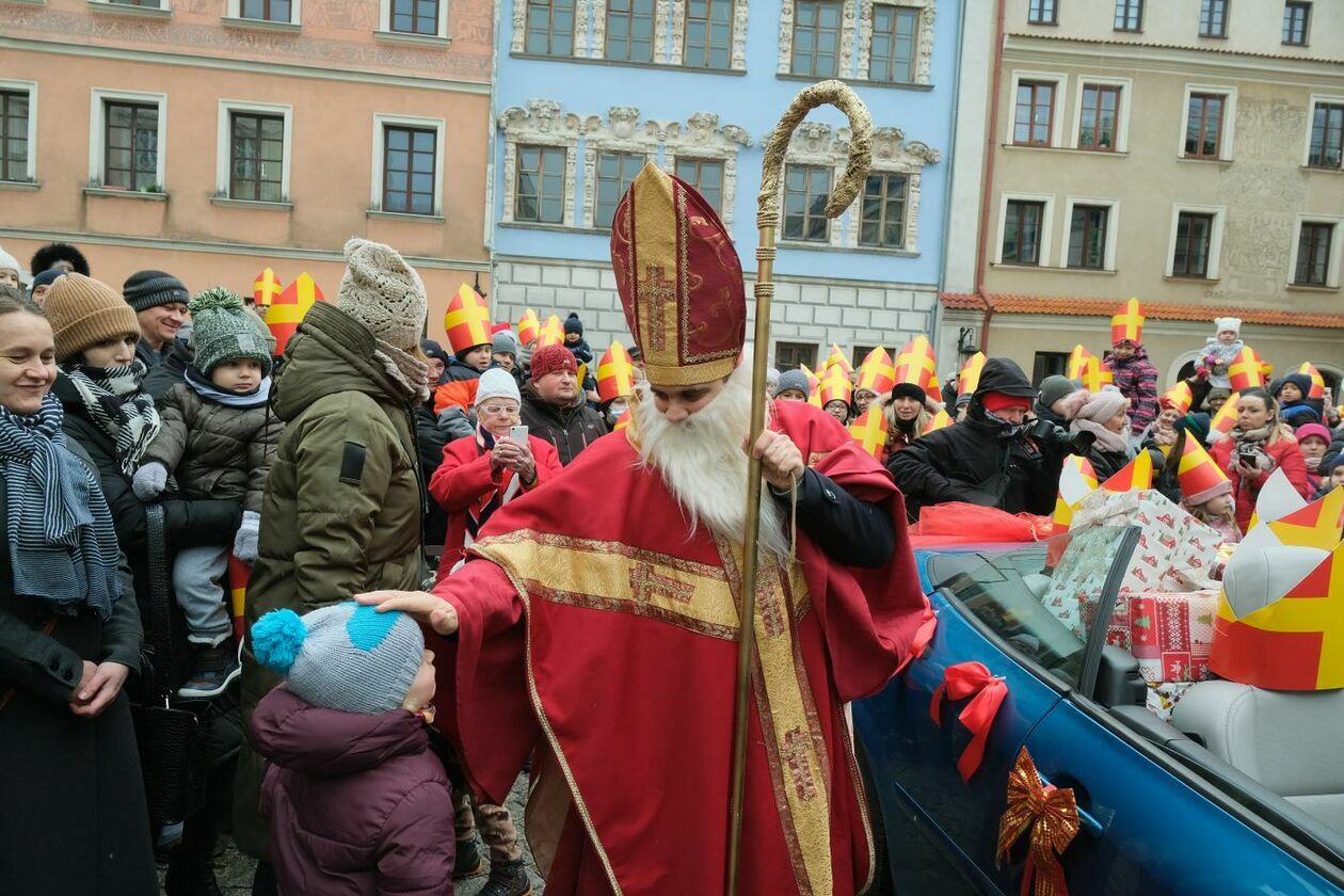 Orszak św. Mikołaja - Autor: Maciej Kaczanowski