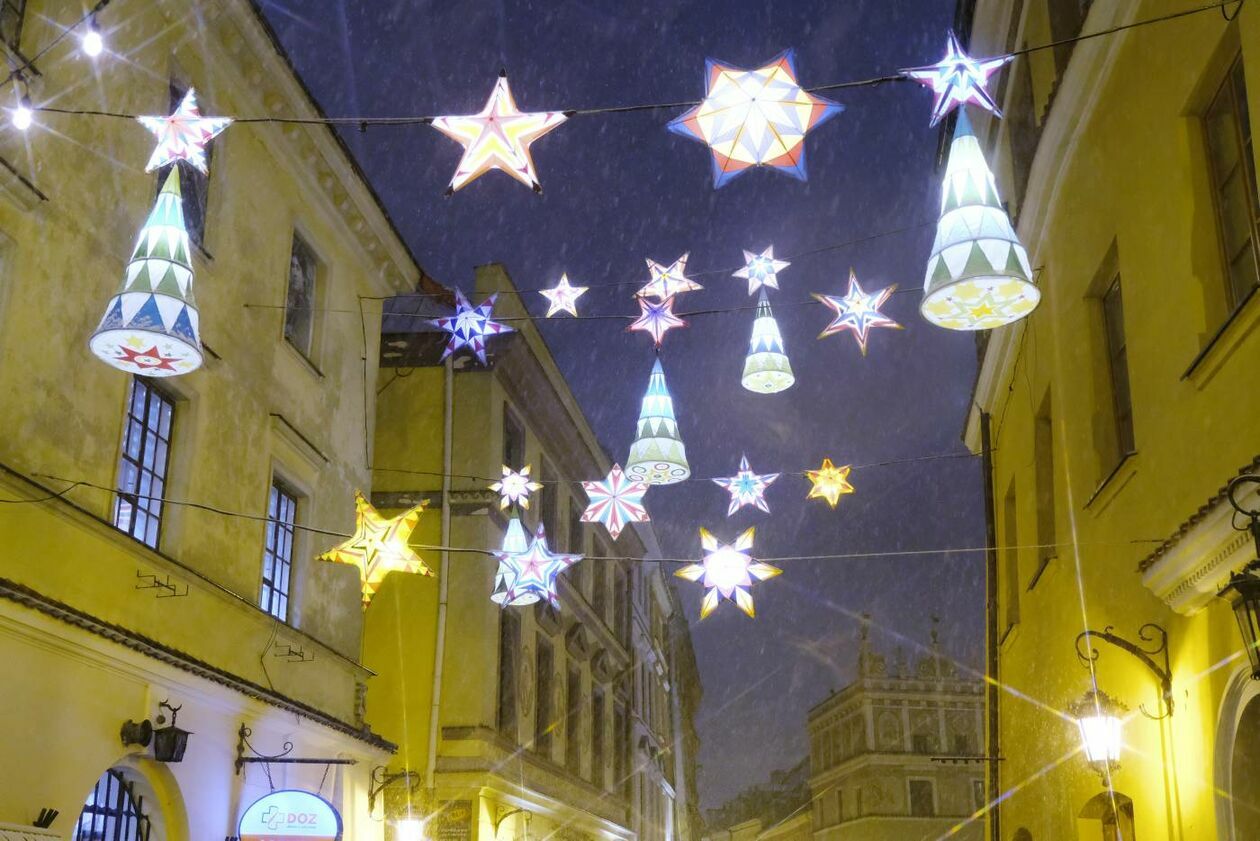  Świąteczna iluminacja Lublina już zdobi deptak i Stare Miasto (zdjęcie 19) - Autor: Maciej Kaczanowski