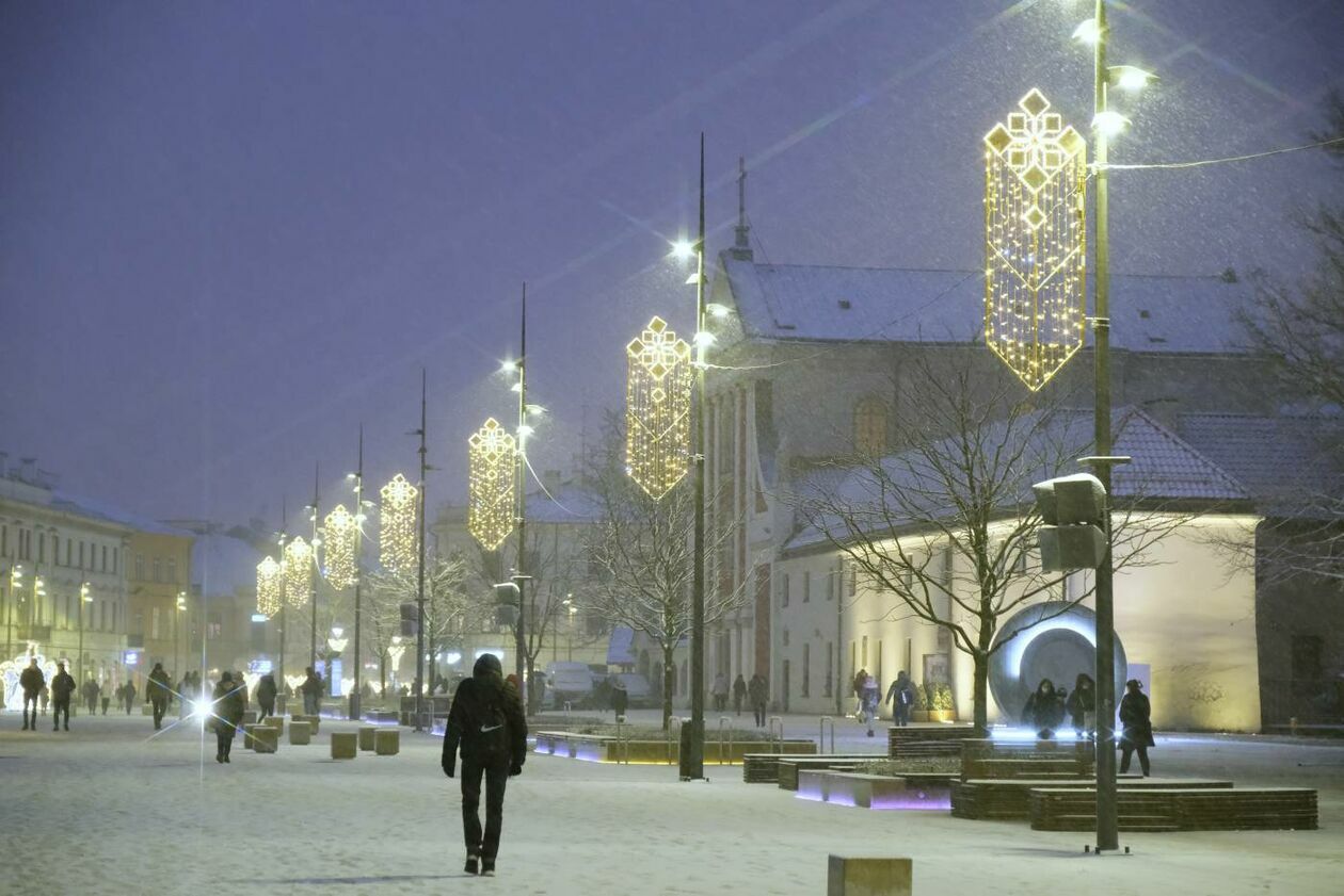  Świąteczna iluminacja Lublina już zdobi deptak i Stare Miasto (zdjęcie 32) - Autor: Maciej Kaczanowski