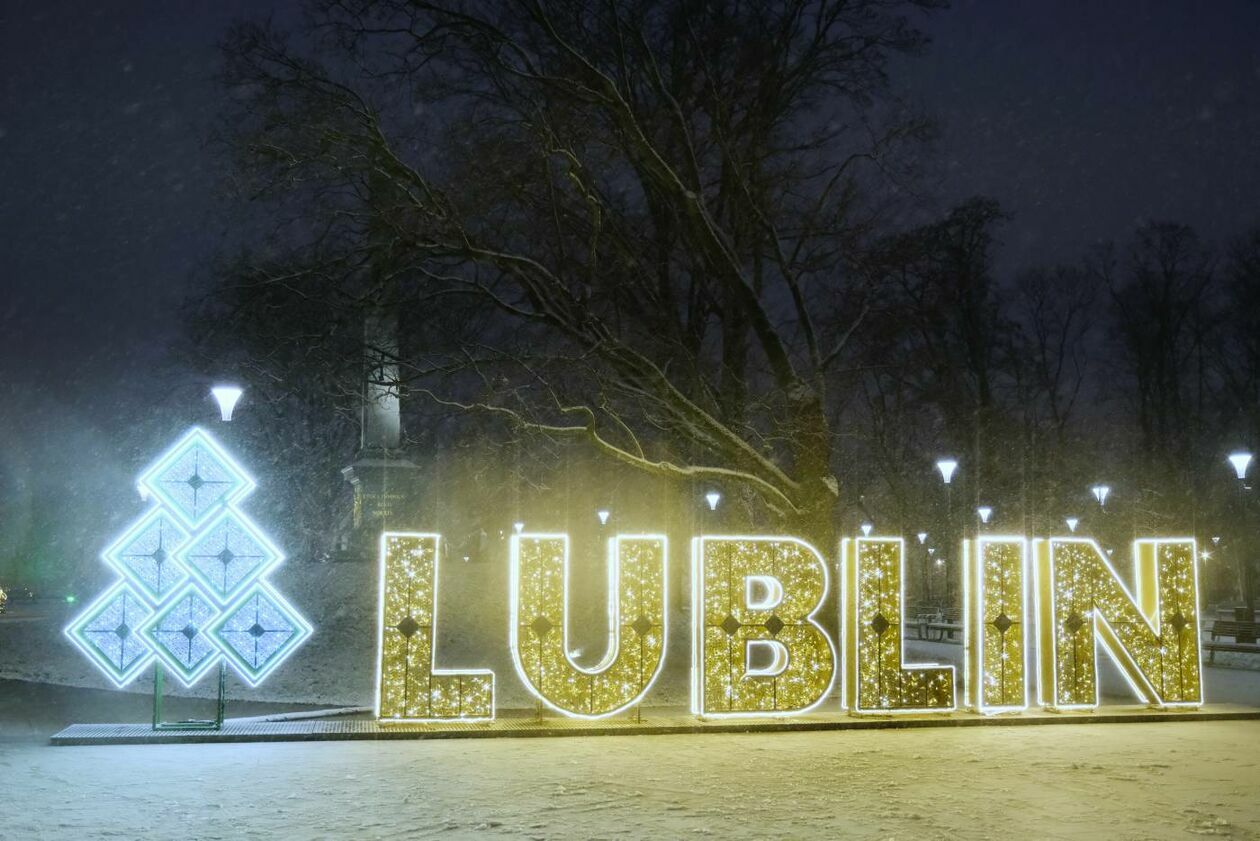  Świąteczna iluminacja Lublina już zdobi deptak i Stare Miasto (zdjęcie 26) - Autor: Maciej Kaczanowski