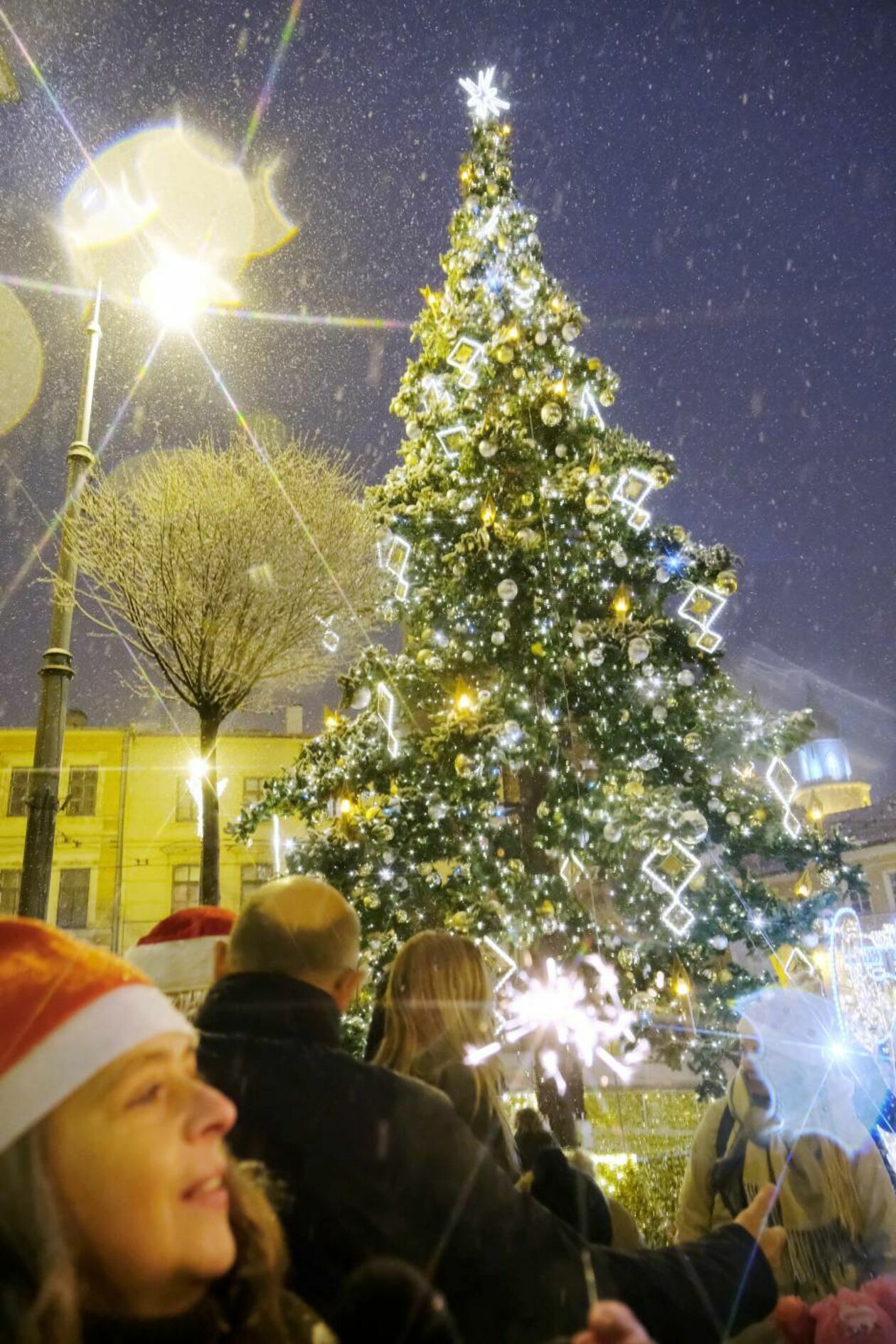 Świąteczna iluminacja Lublina już zdobi deptak i Stare Miasto - Autor: Maciej Kaczanowski