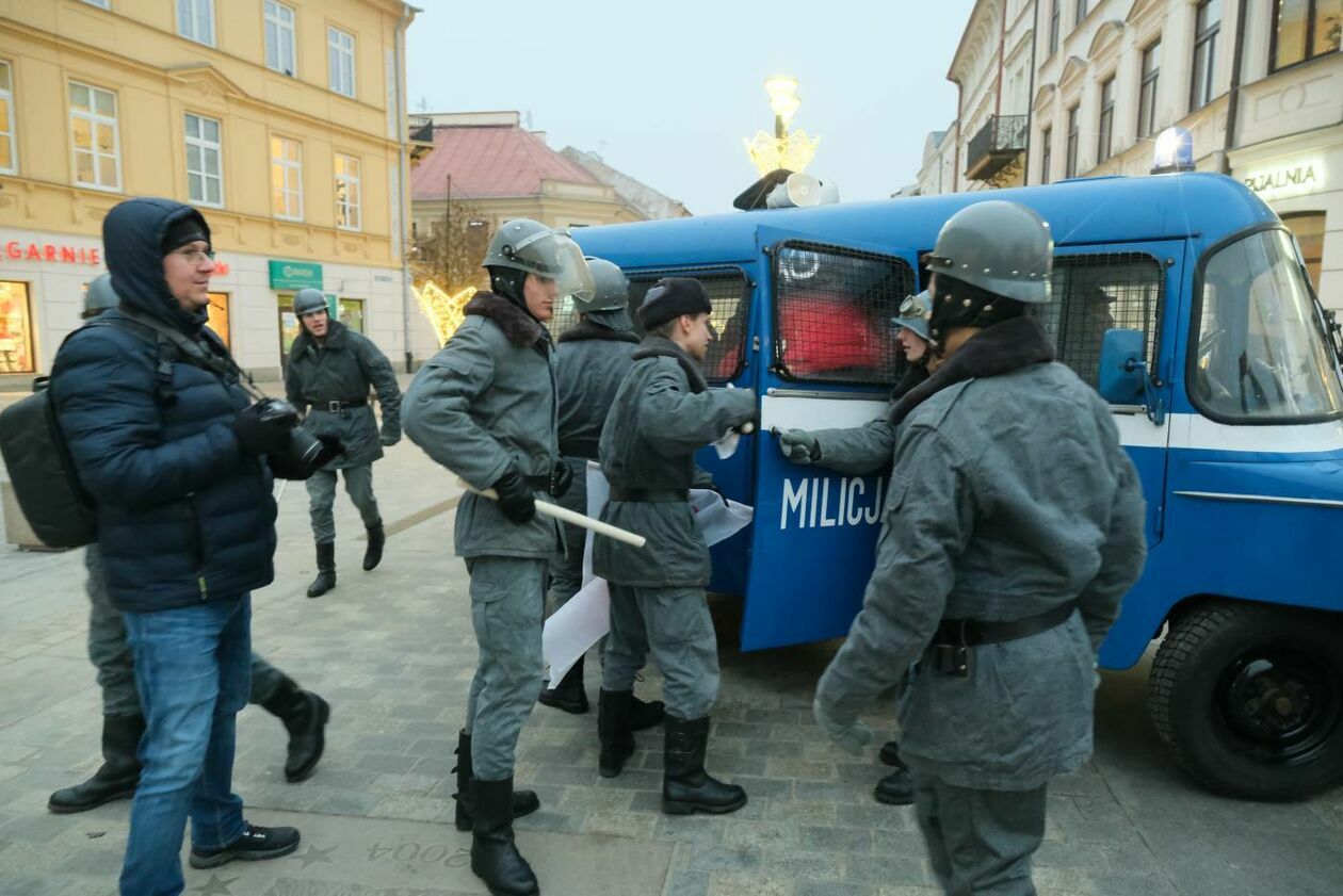  40 rocznica wprowadzenia stanu wojennego w Lublinie (zdjęcie 25) - Autor: Maciej Kaczanowski