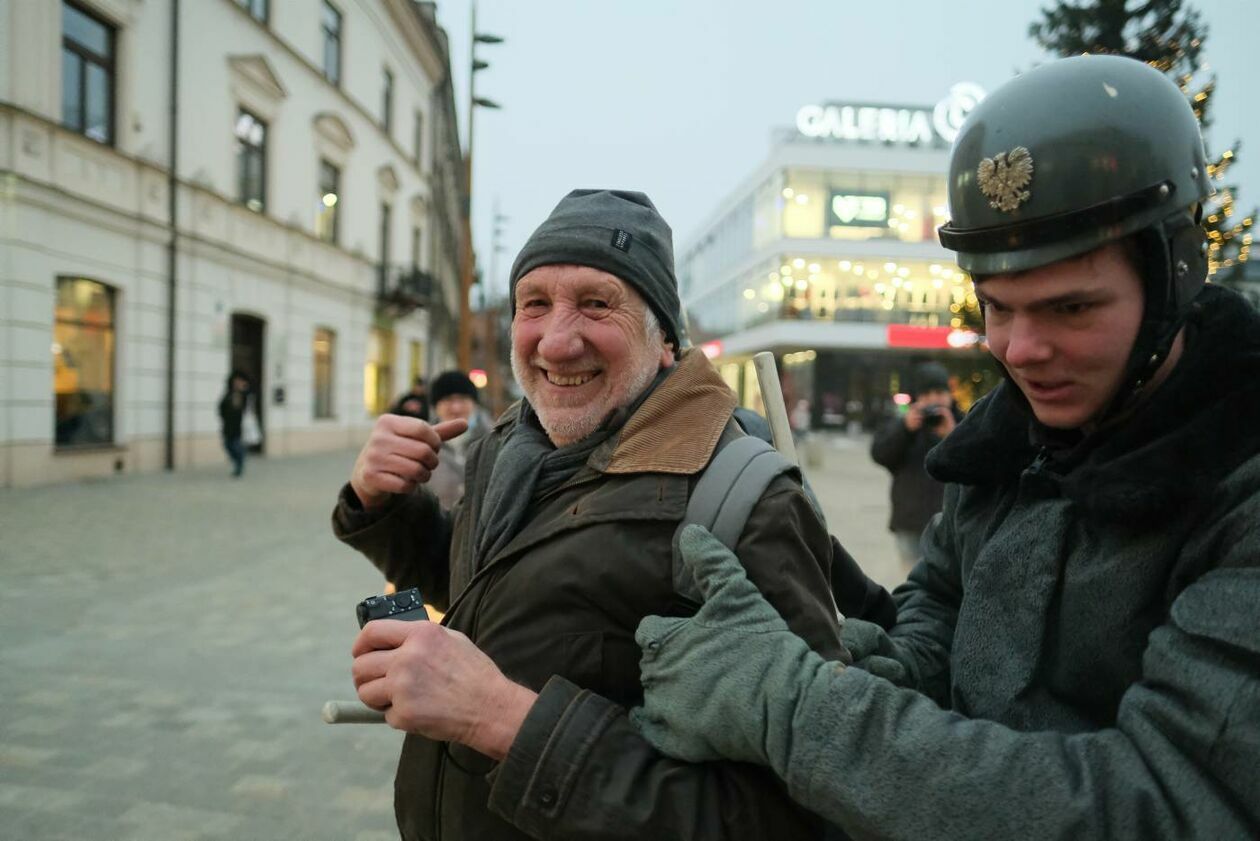  40 rocznica wprowadzenia stanu wojennego w Lublinie (zdjęcie 30) - Autor: Maciej Kaczanowski