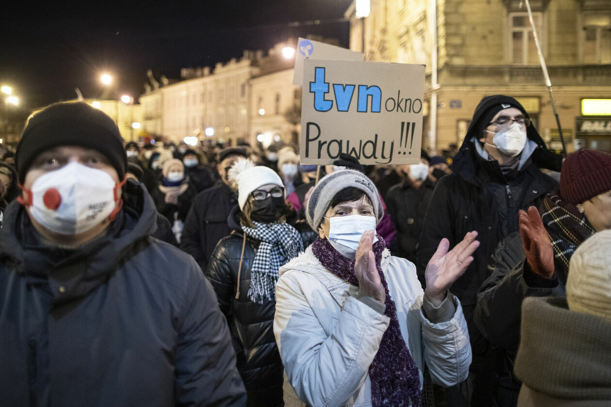  Lublin. Protest przeciwko lex TVN (zdjęcie 6) - Autor: Jacek Szydłowski 