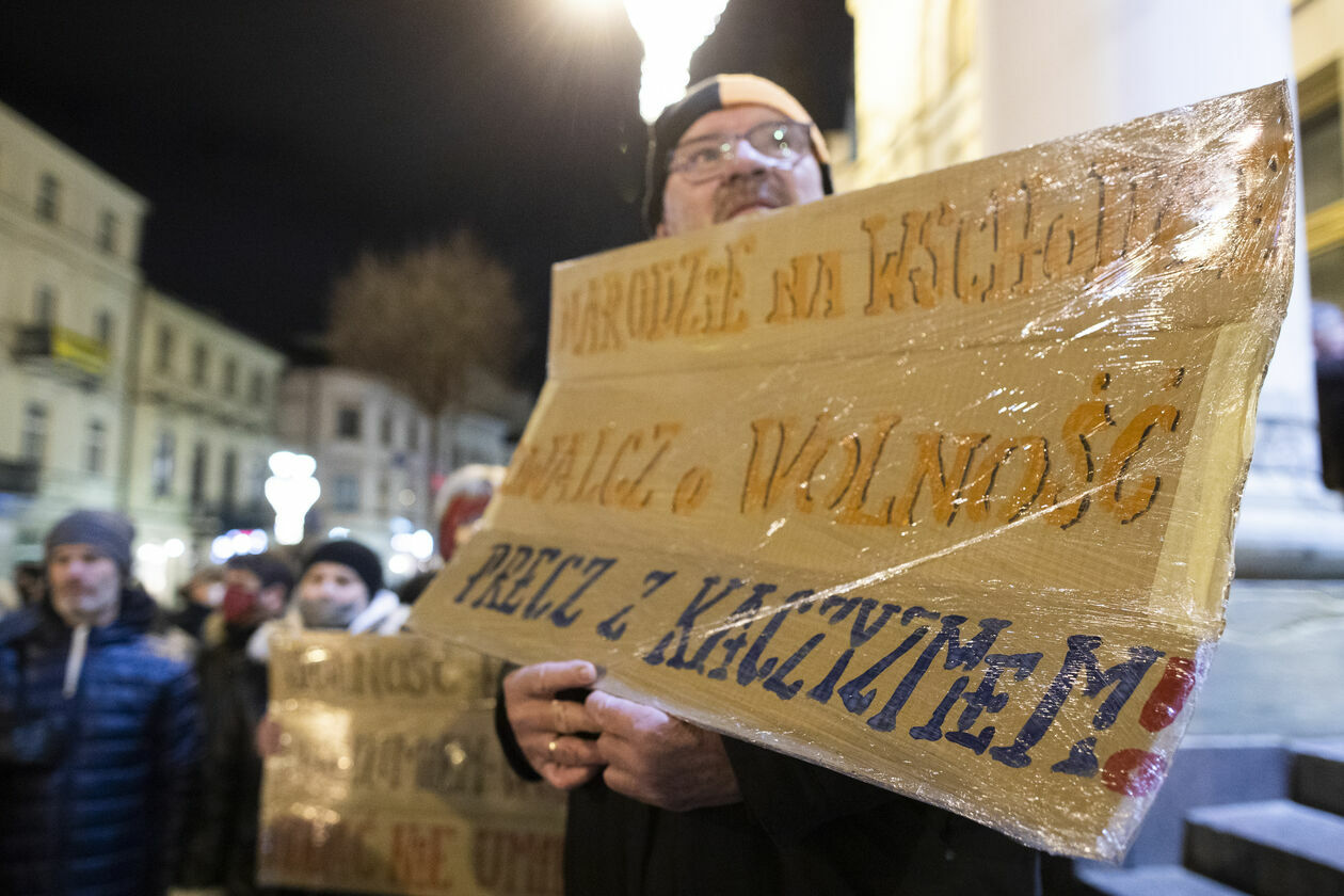  Lublin. Protest przeciwko lex TVN (zdjęcie 21) - Autor: Jacek Szydłowski 