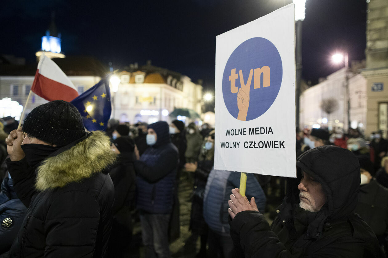  Lublin. Protest przeciwko lex TVN (zdjęcie 23) - Autor: Jacek Szydłowski 