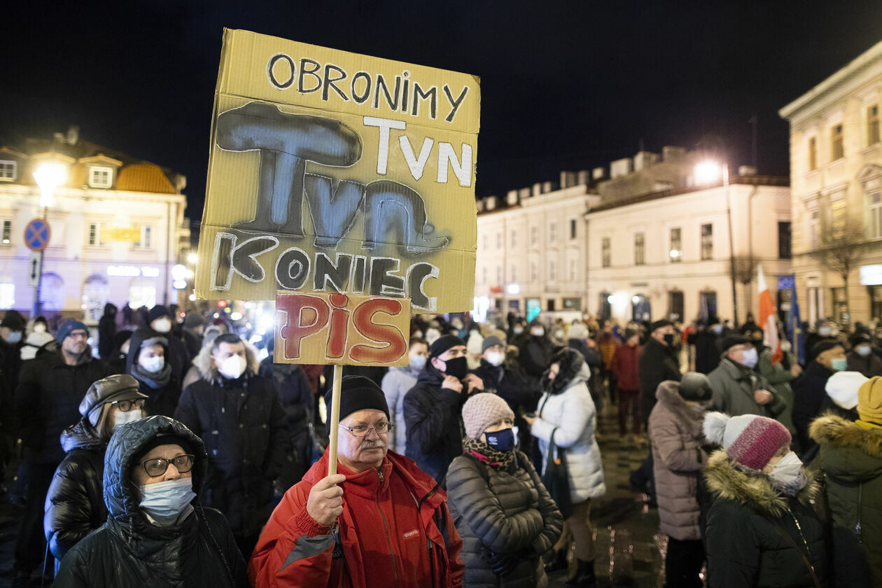  Lublin. Protest przeciwko lex TVN (zdjęcie 19) - Autor: Jacek Szydłowski 