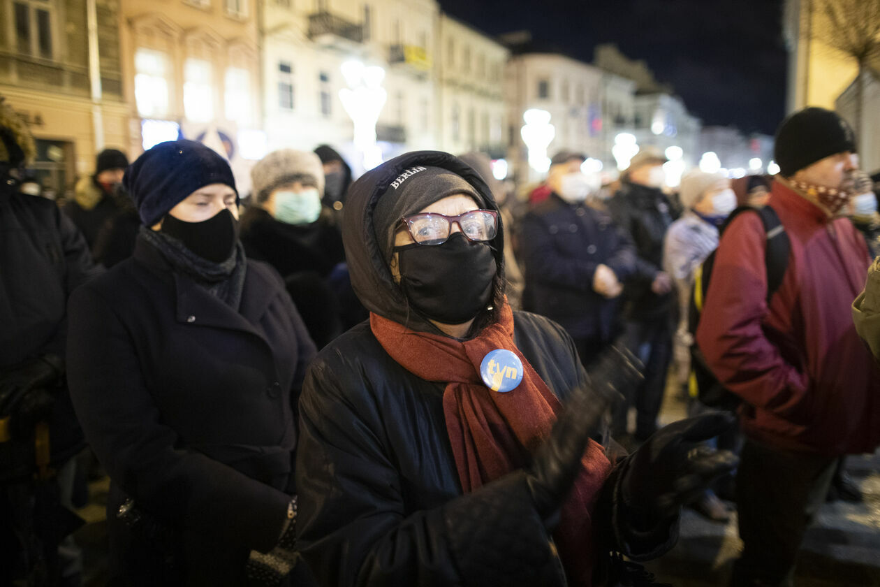  Lublin. Protest przeciwko lex TVN (zdjęcie 13) - Autor: Jacek Szydłowski 
