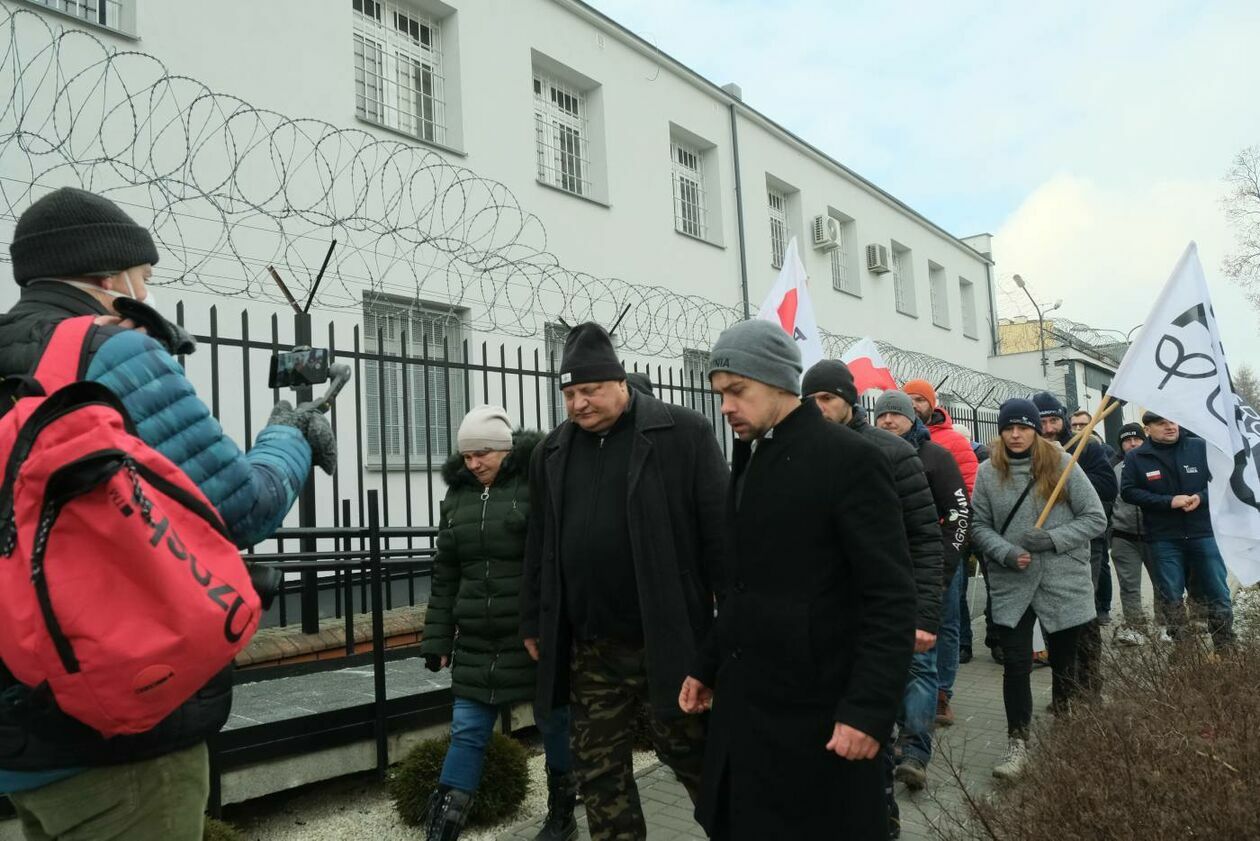  Rolnik Krzysztof Stefaniak z Dysa trafił na 10 dni do aresztu (zdjęcie 9) - Autor: Maciej Kaczanowski