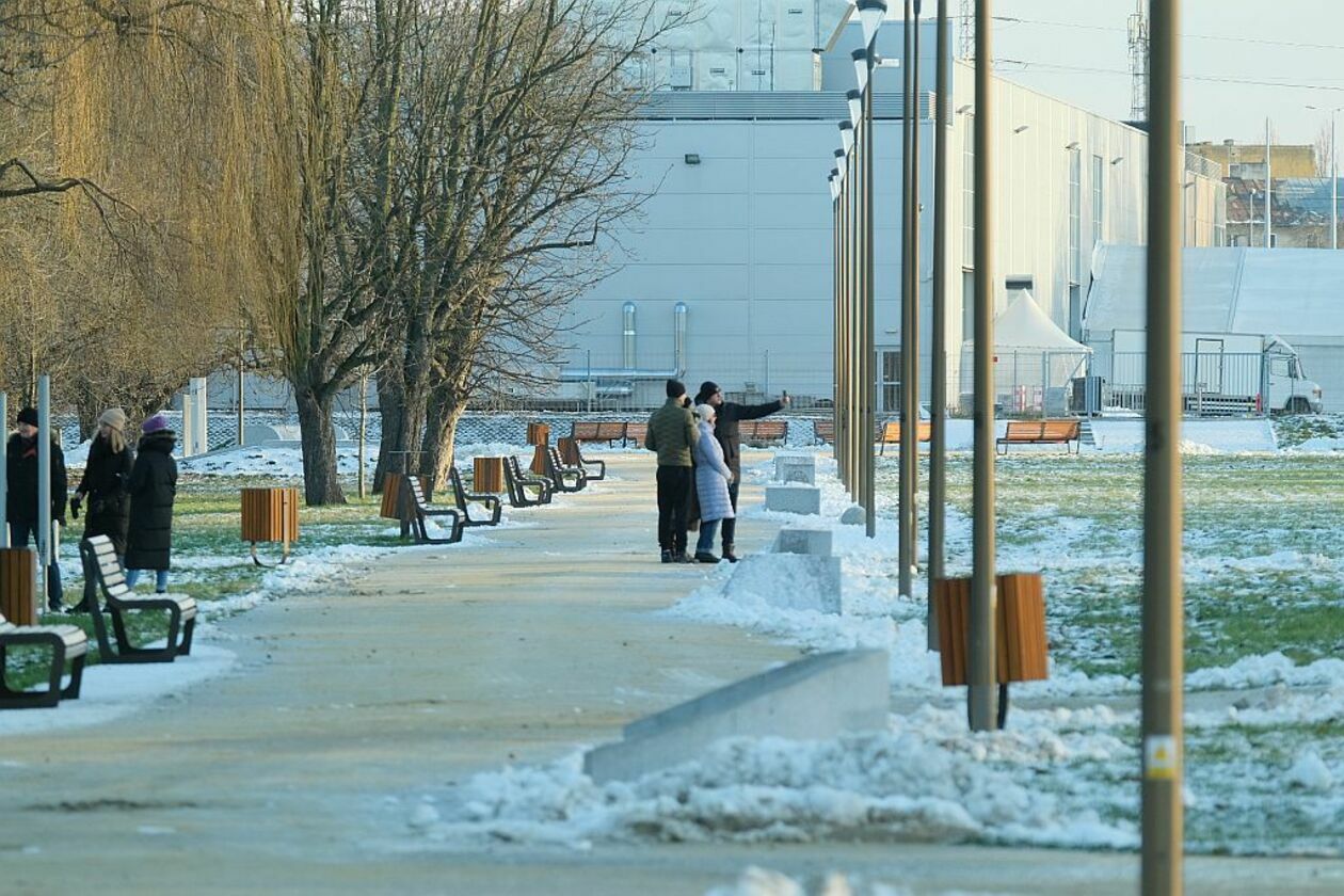  Świąteczny spacer w parku Ludowym w Lublinie  - Autor: Maciej Kaczanowski