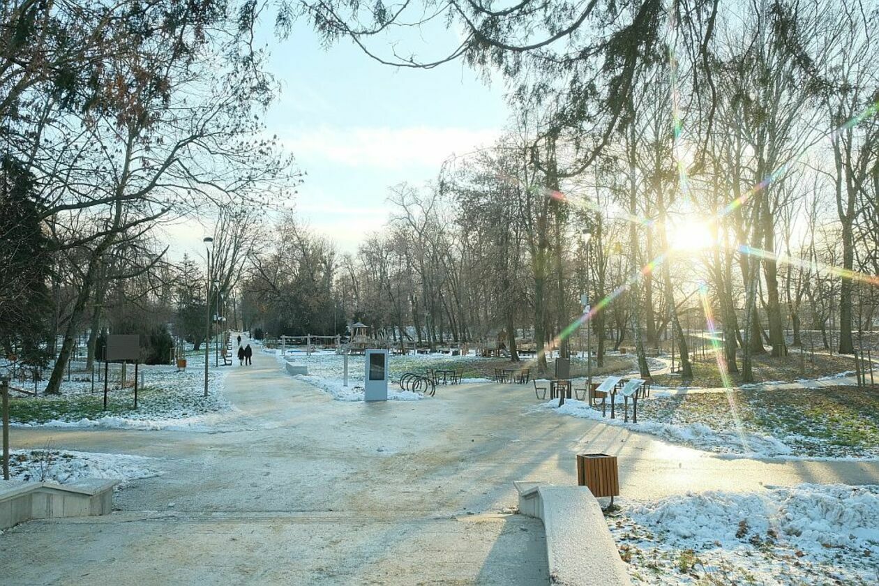 Świąteczny spacer w parku Ludowym w Lublinie (zdjęcie 2) - Autor: Maciej Kaczanowski