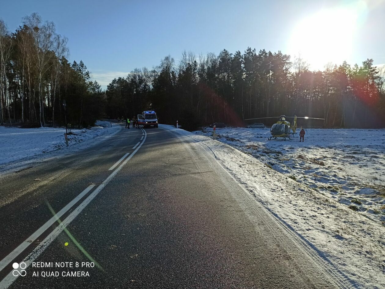  Wypadek w miejscowości Kożanówka (zdjęcie 3) - Autor: OSP KSRG Rossosz
