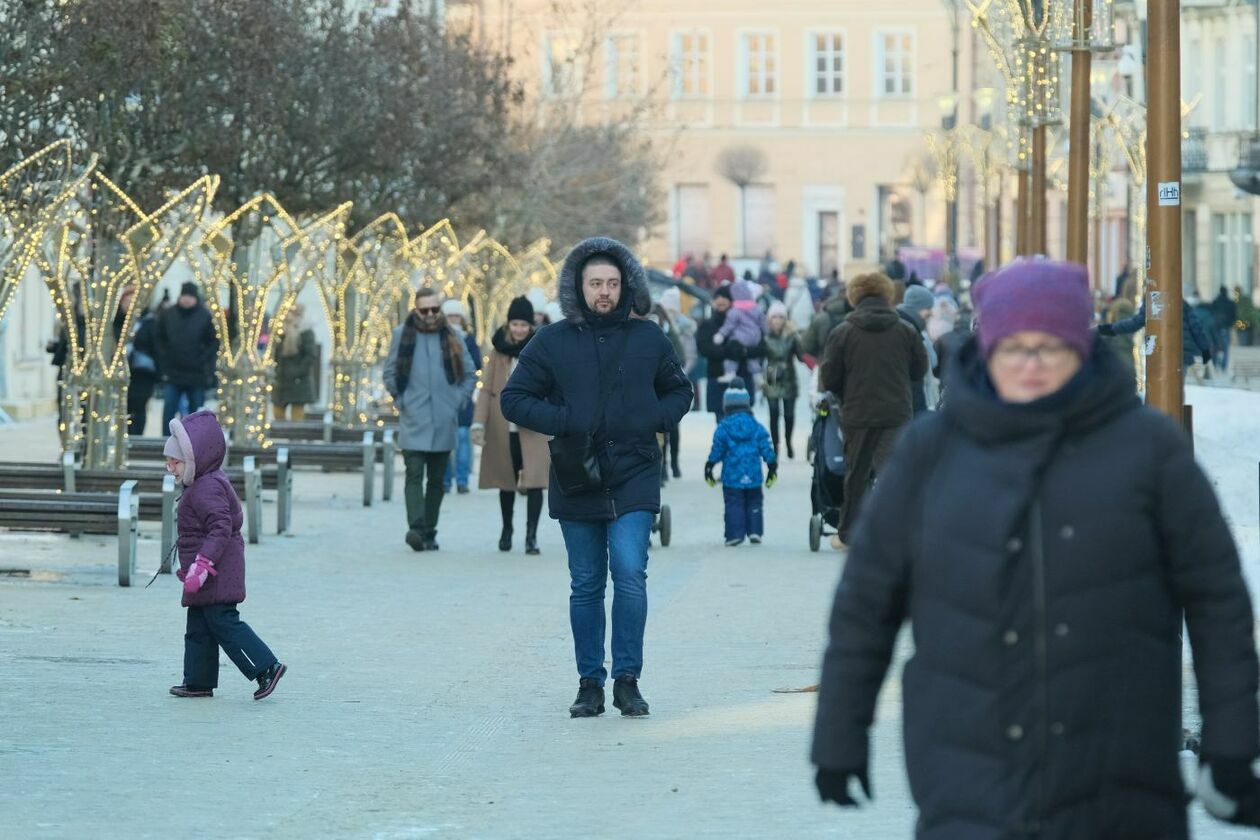  Drugi dzień świąt: spacer po lubelskim deptaku (zdjęcie 24) - Autor: Maciej Kaczanowski