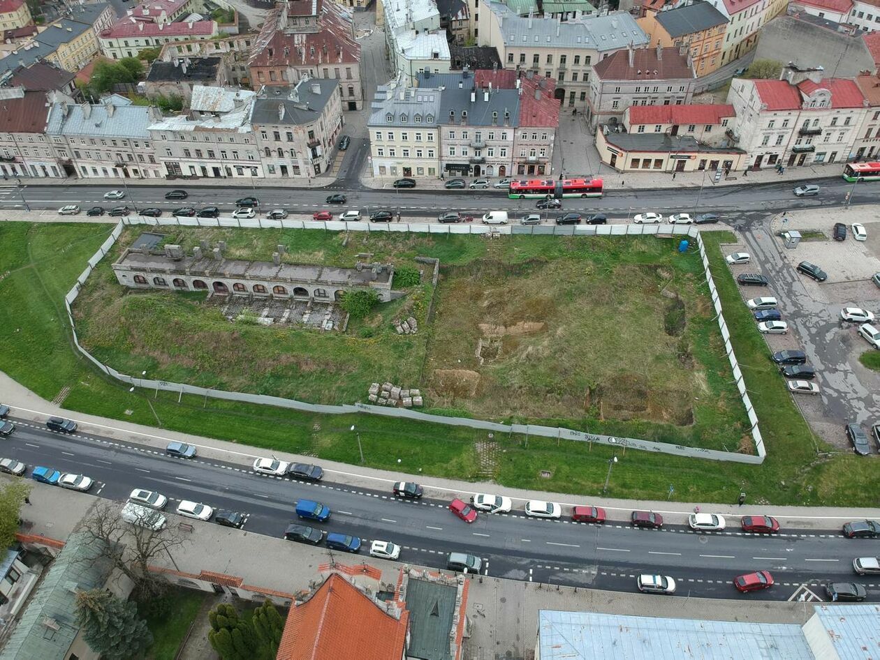  <p>MAJ.UL ŚWIĘTODUSKA PRZEZNACZONY DO ROZBUDOWY BUDYNEK DAWNEJ RESTAURACJI ARKADY.</p>