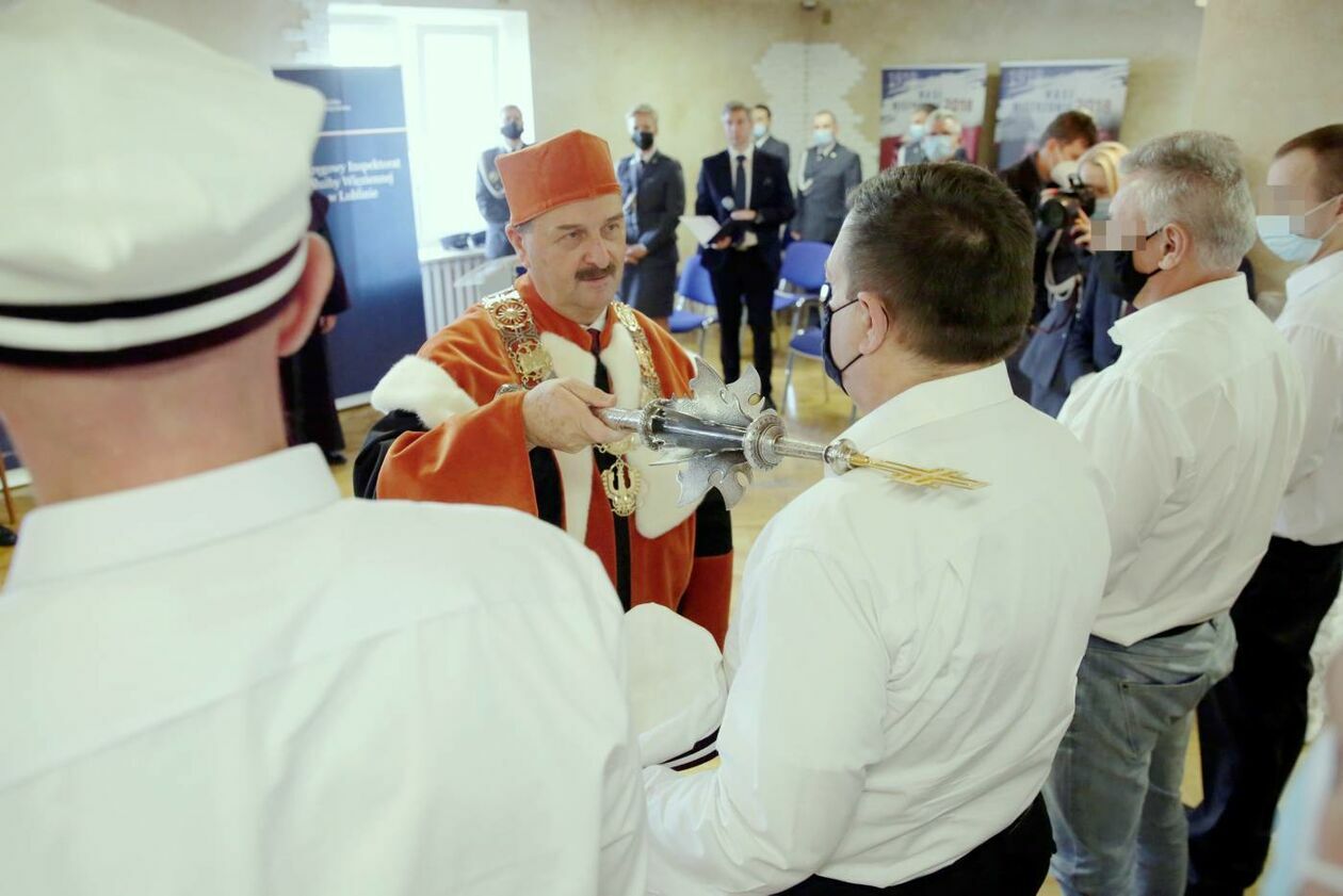  <p>PAŹDZIERNIK. UL. POŁUDNIOWA ARESZT ŚLEDCZY ROZPOCZĘCIE ROKU AKADEMICKIEGO NA WYDZIALE TEOLOGII KUL DLA WIĘŹNI&Oacute;W.</p>