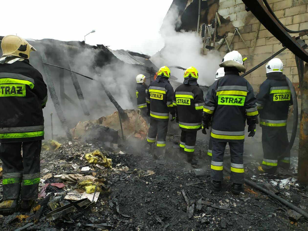  Pożar lokalu gastronomicznego w Okunince (zdjęcie 3) - Autor: Adam Kołkowski i Maciej Dragan/OSP KSRG OSP Włodaw