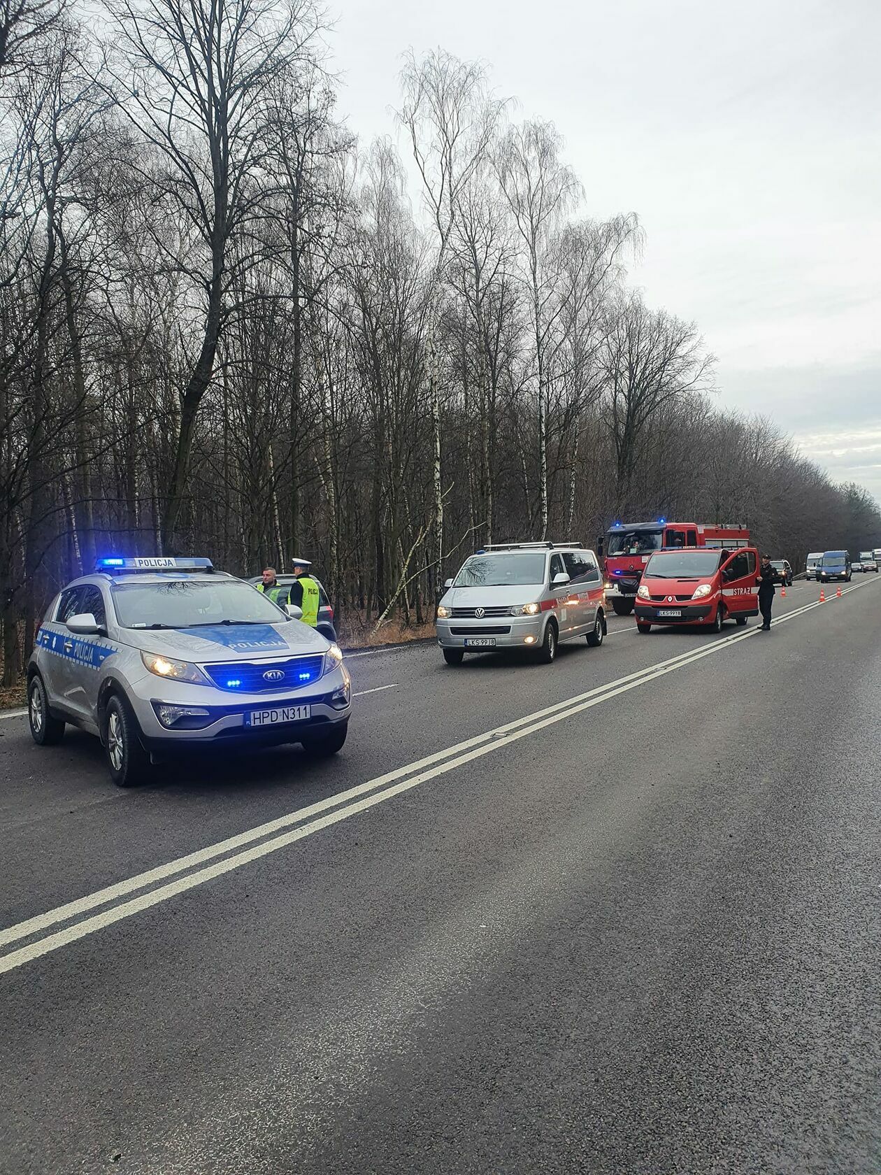  Wypadek w Łopienniku Podleśnym (zdjęcie 5) - Autor: OSP KSRG Krzywe