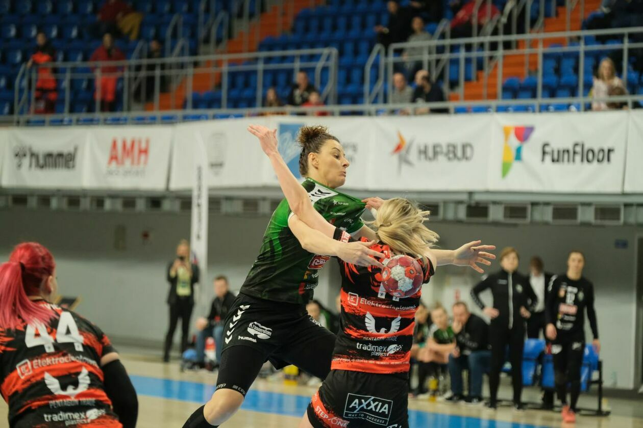  MKS FunFloor Perła Lublin vs Piotrcovia Piotrków Trybunalski (zdjęcie 24) - Autor: Maciej Kaczanowski