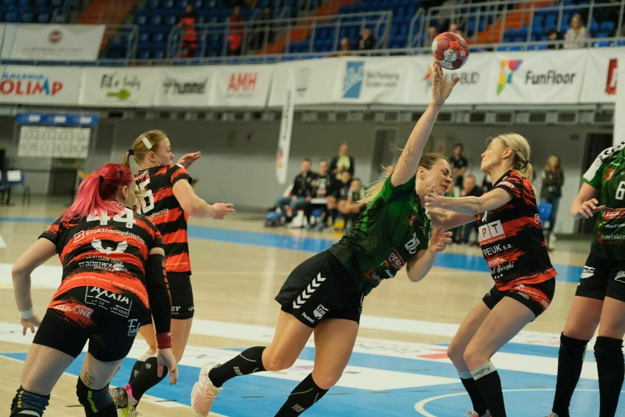  MKS FunFloor Perła Lublin vs Piotrcovia Piotrków Trybunalski (zdjęcie 26) - Autor: Maciej Kaczanowski