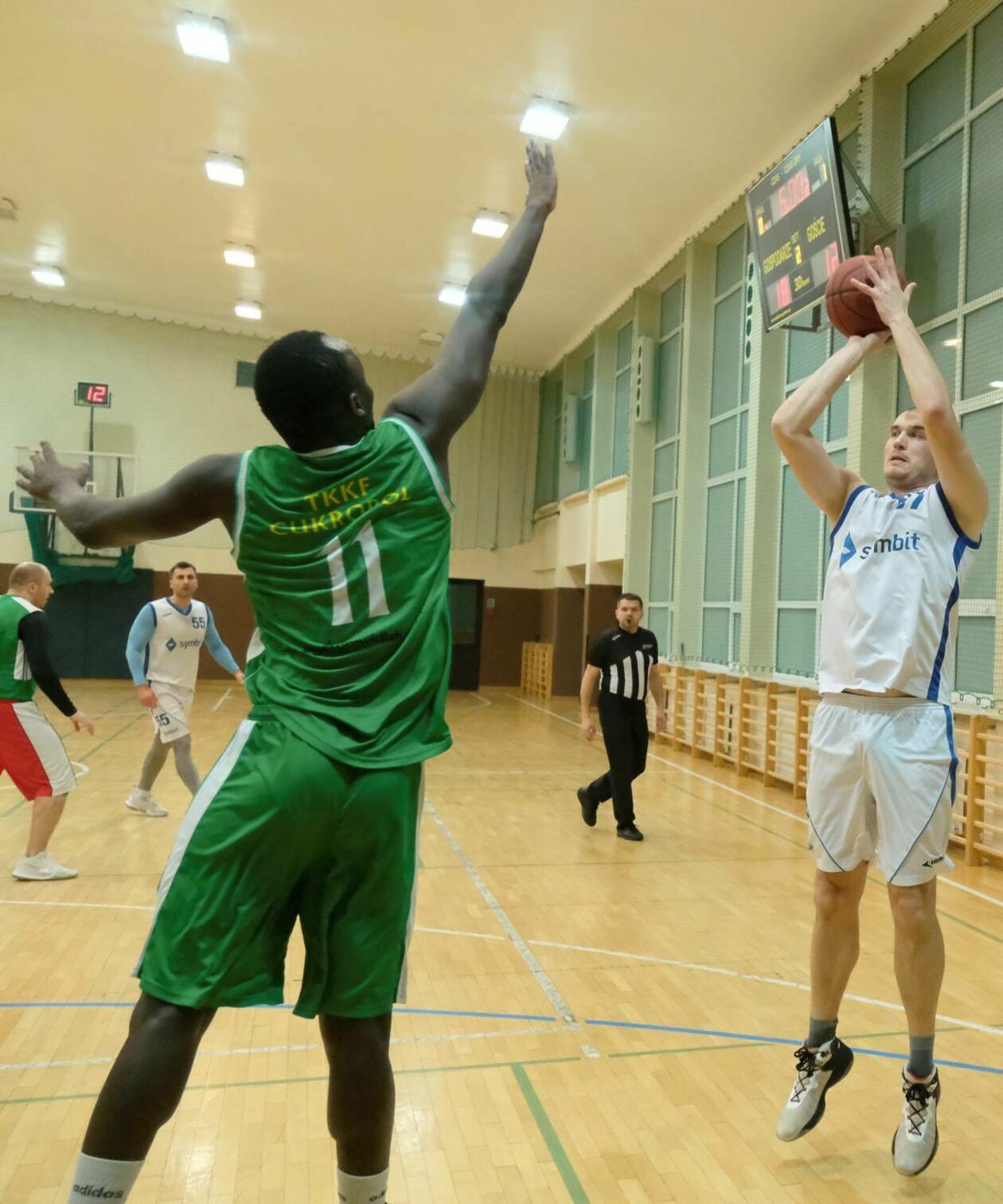  Rozgrywki LNBA: mecz Rodmos vs Symbit i Alco vs Matematyka (zdjęcie 20) - Autor: Maciej Kaczanowski