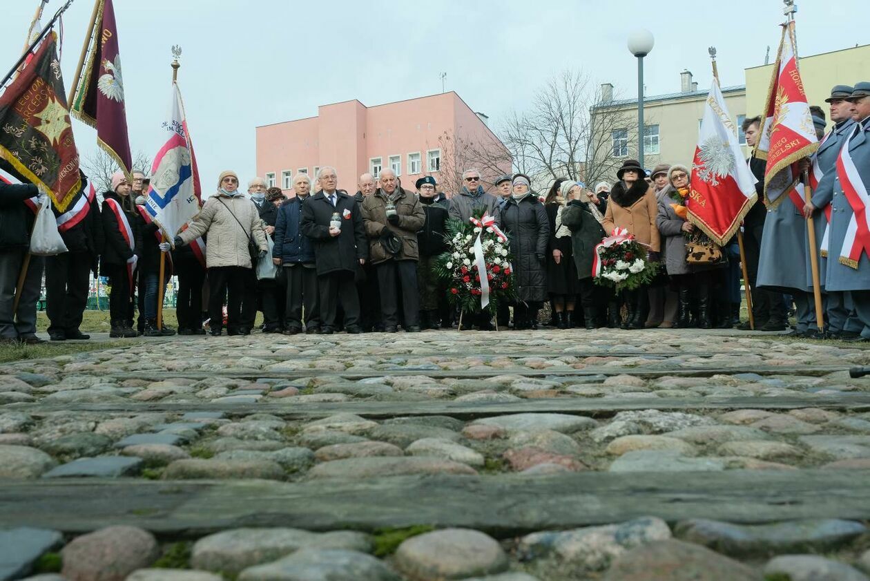  82. rocznica masowych deportacji Polaków na Sybir  (zdjęcie 16) - Autor: Maciej Kaczanowski