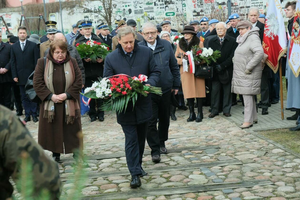  82. rocznica masowych deportacji Polaków na Sybir  (zdjęcie 32) - Autor: Maciej Kaczanowski