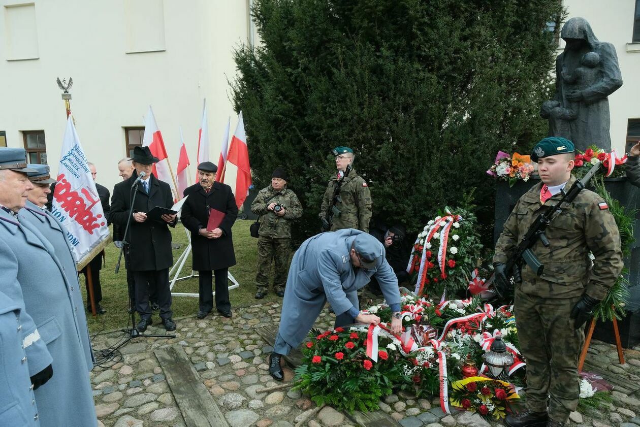  82. rocznica masowych deportacji Polaków na Sybir  (zdjęcie 43) - Autor: Maciej Kaczanowski