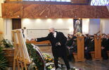 Pogrzeb prof. Jerzego Bartmińskiego (zdjęcie 3)