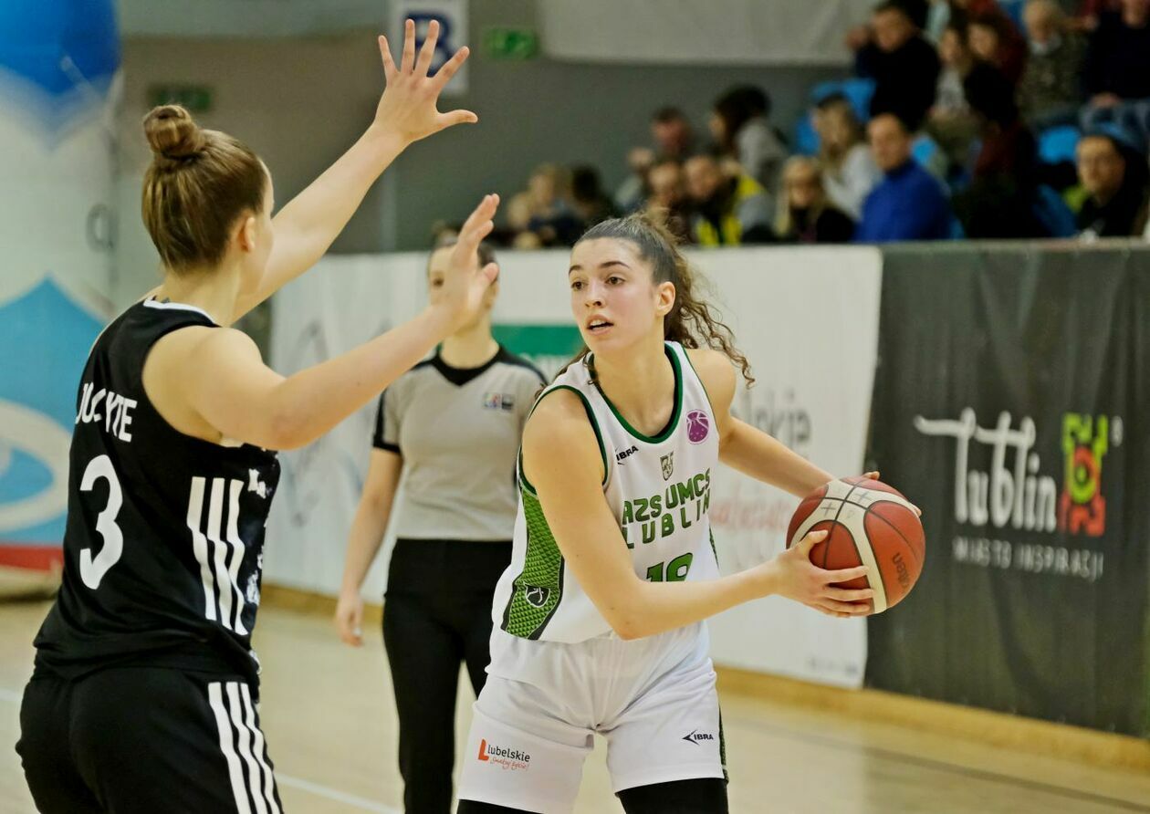  Pszczółka Polski Cukier AZS UMCS Lublin vs Lyon ASVEL Feminin (zdjęcie 8) - Autor: Maciej Kaczanowski