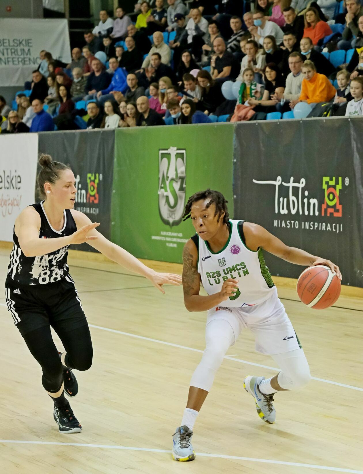  Pszczółka Polski Cukier AZS UMCS Lublin vs Lyon ASVEL Feminin (zdjęcie 10) - Autor: Maciej Kaczanowski