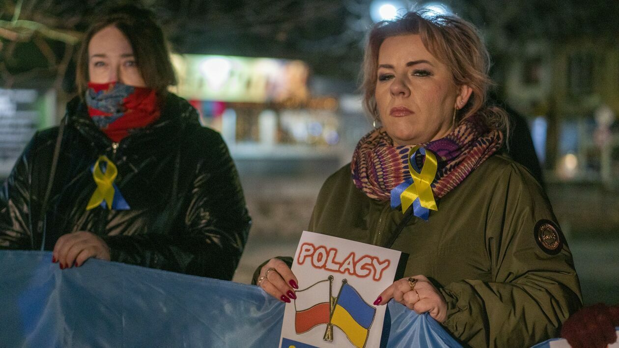  Łuków solidarny z Ukrainą (zdjęcie 11) - Autor: UM