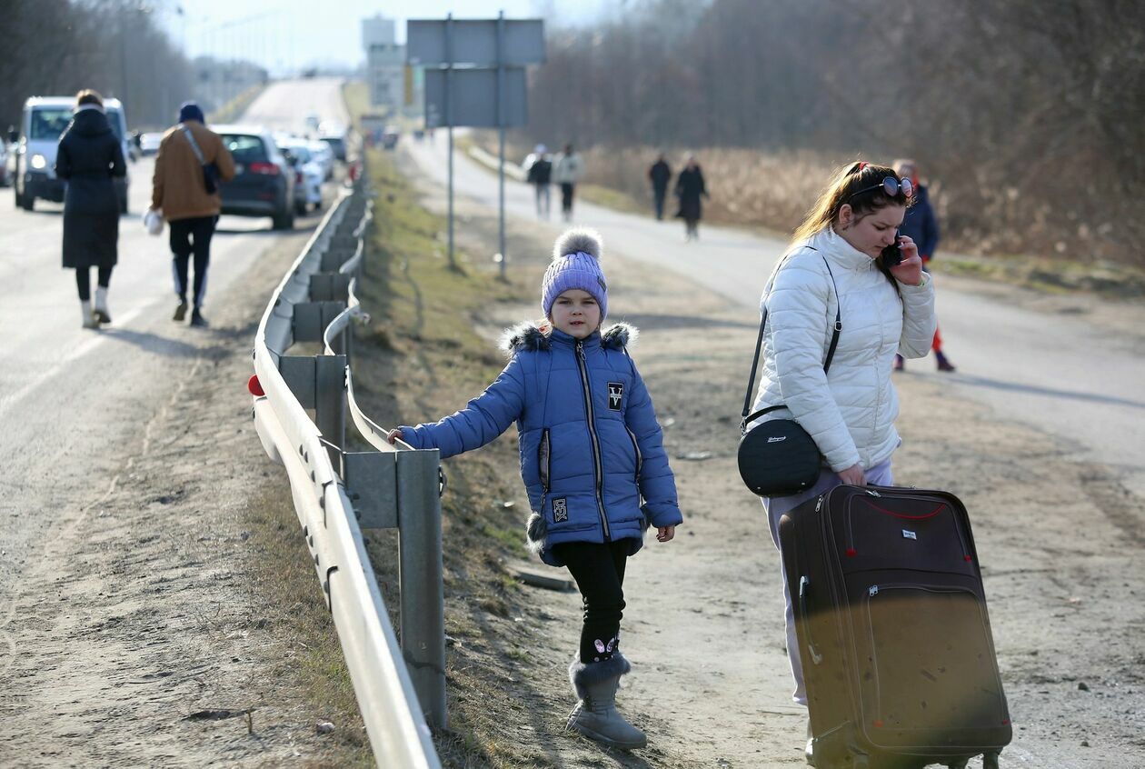  Sobota na przejściu granicznym w Dorohusku (zdjęcie 33) - Autor: Piotr Michalski