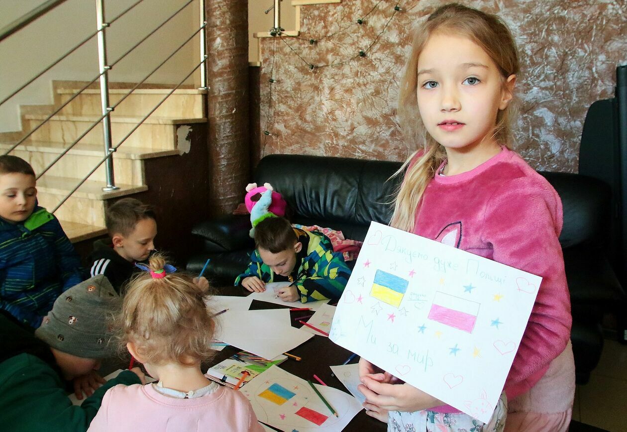  Garbów. Ukraińskie rodziny znalazły nowy dom (zdjęcie 32) - Autor: Piotr Michalski