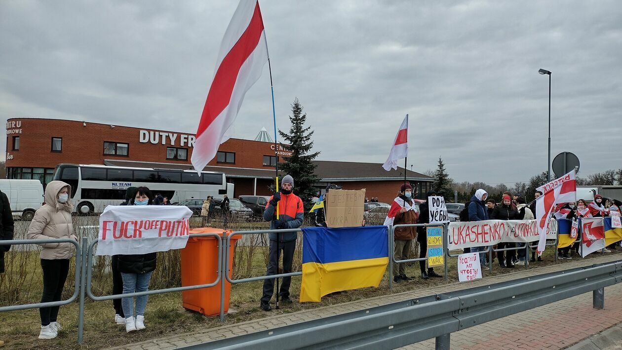  Protest Białorusinów w Terespolu (zdjęcie 10) - Autor: Łukasz Pogorzelski MOK Terespol