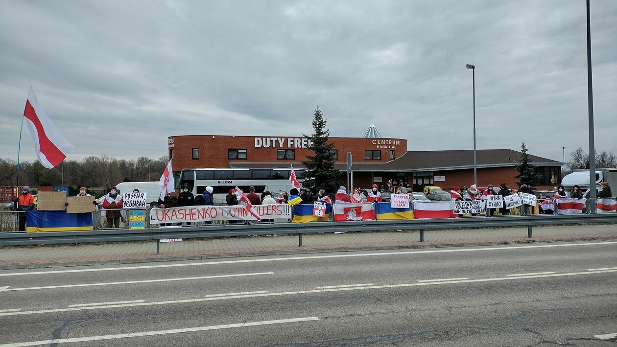  Protest Białorusinów w Terespolu (zdjęcie 3) - Autor: Łukasz Pogorzelski MOK Terespol