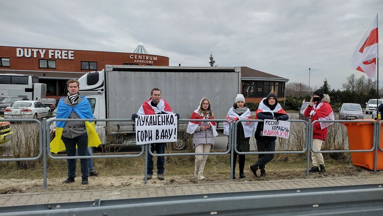  Protest Białorusinów w Terespolu (zdjęcie 5) - Autor: Łukasz Pogorzelski MOK Terespol